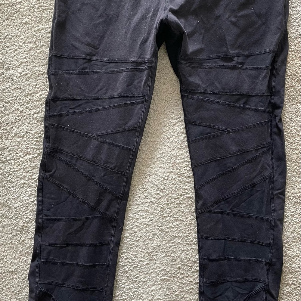 Black Mesh Lululemon Leggings